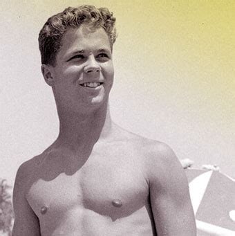 Remembering Tony Dow A Reluctant Star Tvparty Classic Tv