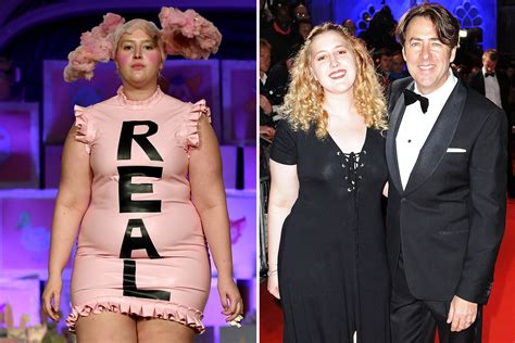 Jonathan Ross Daughter Honey Wows In Funky Outfit As She Makes Catwalk