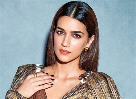 Mimi Kriti Sanon Opens Up About Playing A Surrogate Mother Bollywood News Bollywood Hungama