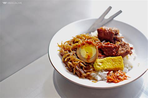 30 Makanan Khas Surabaya yang Enak dan Unik yang Wajib Anda Cicipi