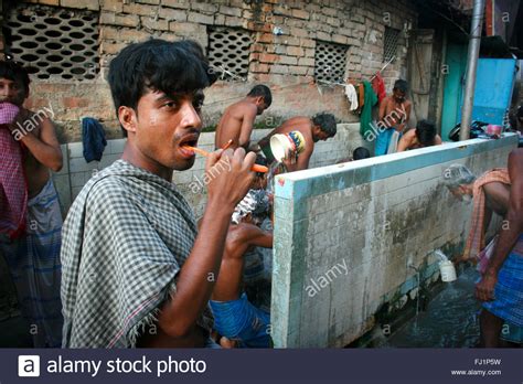 Alltag In Kolkata Fotos Und Bildmaterial In Hoher Auflösung Alamy