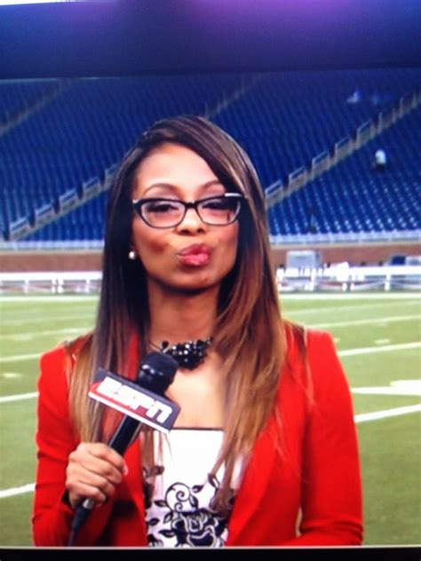 Sportbinge Fox Sports V Espn A Female Reporters Battle