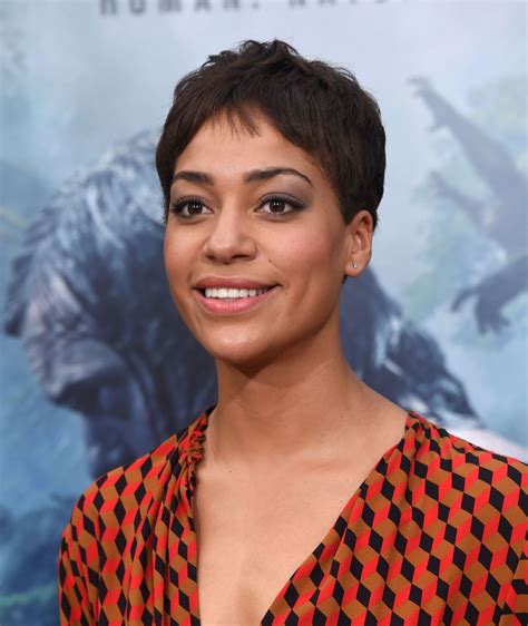 Cush Jumbo At ‘the Legend Of Tarzan Premiere In Hollywood 06272016