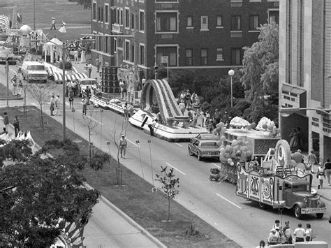 Milwaukee Holiday Parade