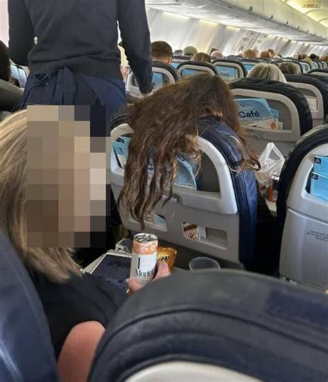 Annoying Passengers 16 Pics