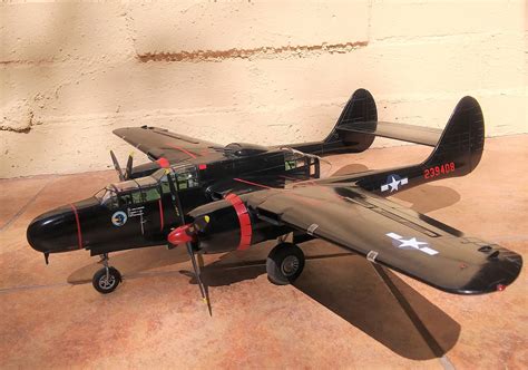 P 61b Black Widow Night Fighter Plastic Model Airplane Kit 132