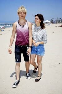 Modelos Internacionales Maia Mitchell Heal The Bay Beach Clean Up In Venice Beach