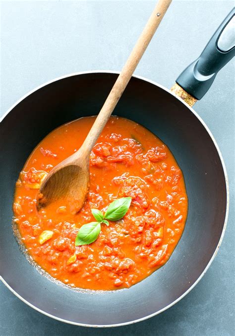 Authentic Italian Tomato Sauce The Petite Cook
