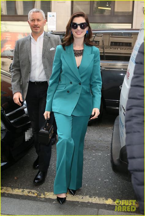 Photo Anne Hathaway Puts Fun Spin On Traditional Suit Look 11 Photo