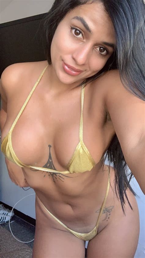 Hot Latina With Sexy Bikini Body Greasedbabes