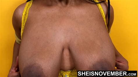 Hermosas mujeres desnudas con pechos pequeños Fotos porno y fotos de sexo