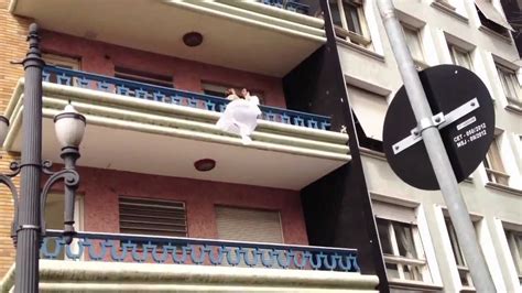 Naked Lover Jumps Off The Balcony As The Husband Returns Home Early EXodif