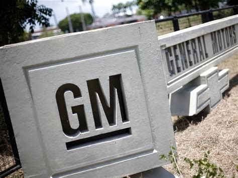 Gm Further Cuts Production In North America Business And Finance