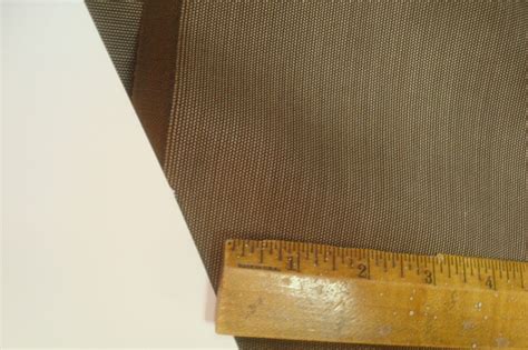 438 Yds Wool Luxury Fabric Super 100s Suiting Cocoa Brown Herringbone