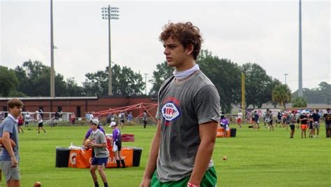 here is a look at newman 2023 quarterback arch manning at manning camp