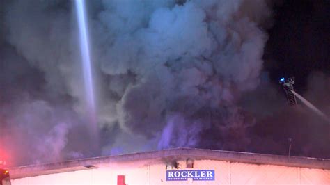 Smoke Billows As Shopping Plaza In Fall River Catches Fire Abc6