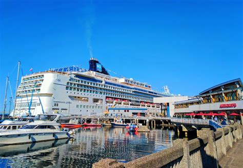 Norwegian Cruise Line Ship At Pier 66 Seattle Waterfront 1 2traveldads
