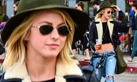 Julianne Hough Flashes Washboard Stomach In A Tiny Top As She Enjoys Girly Lunch With Pal Cara