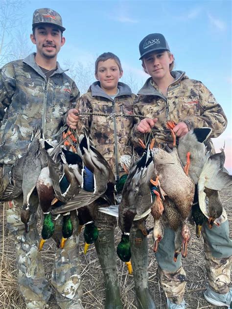 Kansas Duck Hunting Mallards Carters Big Island