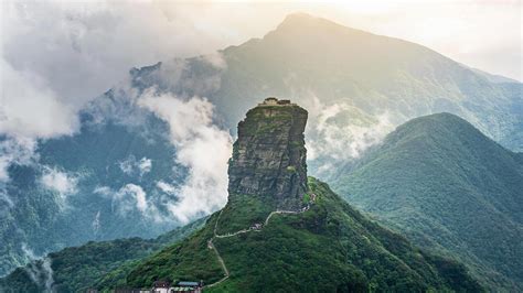 Mount Fanjing The Highest Peak Of The Wuling Mountains In Southwest
