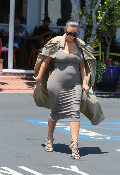 Kim Kardashian Baby Bump Pictures July 2015 Popsugar Celebrity Photo 6