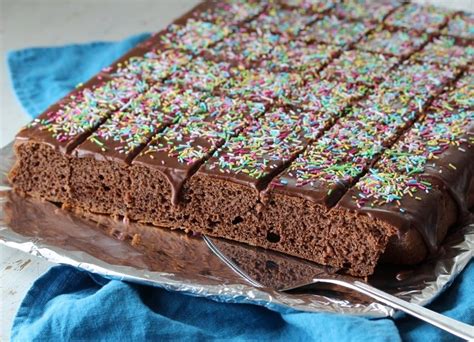 Saftig Stor Sjokoladekake I Langpanne Artofit