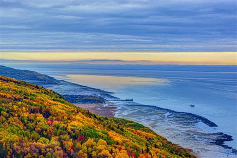 The Best 5 Places For Fall Foliage In Canada