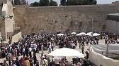 Jerusalem Wailing Wall on Jewish Passover HD - YouTube