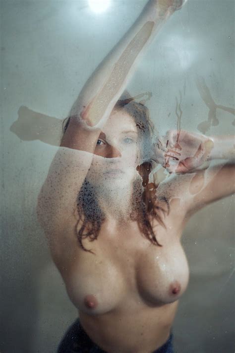 Sydney Vantil Nude Girl With Freckles Showed Off Her Body Photos