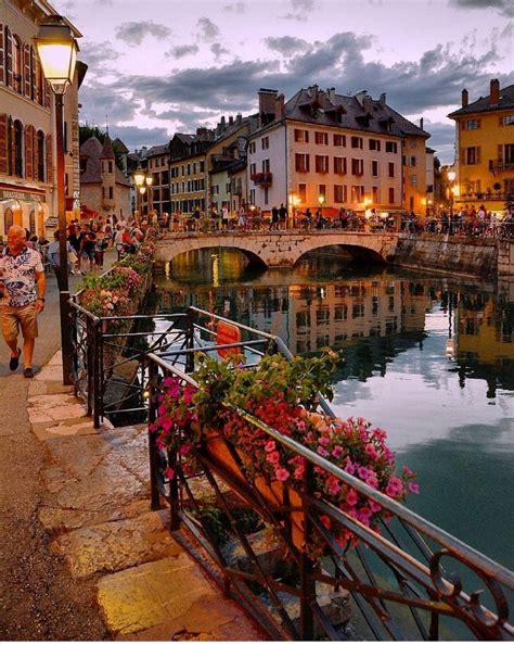 Annecy France Beautiful Places To Travel Cool Places To Visit Dream