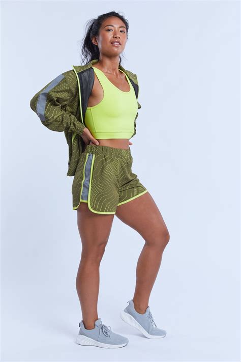 Summit Windbreaker LC - Embrace the Curve – TomboyX