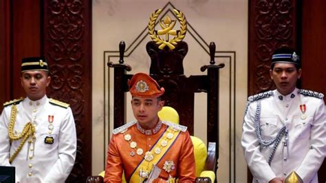 He was the twentieth child of sultan abdul hamid halim shah and che manjalara, the sultan's fourth wife. Insults against royal institution should be viewed ...