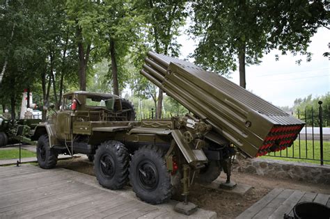 grad 1 9К 55 lance roquettes multiple soviétique toutes les pyrÉnÉes · france espagne