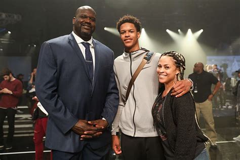 Shaquille Oneals Wife Picture Savialox