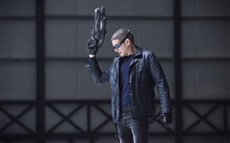 Wentworth Miller Captain Cold Legends Of Tomorrow Wallpapers Hd Wallpapers Id 18479