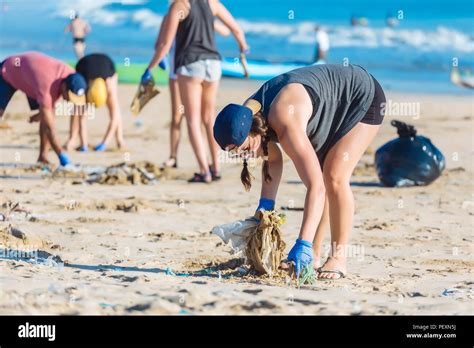 Picking Up Litter Beach Hi Res Stock Photography And Images Alamy