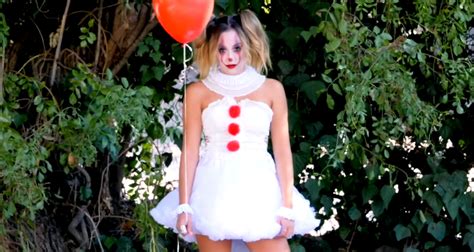 Pennywise costume dress with pants it 2017 clown costume from pennywise costume diy , source:www.etsy.com. Diy Pennywise Halloween Costume