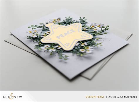 Non-Traditional Holiday Color Scheme in Your Greeting Cards!