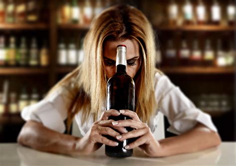 Women Are Closing The Gender Gap On Alcoholism Clearbrook