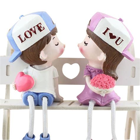 Pastoral Resin Couple Doll Figurines Car Decor Ornaments Cartoon Kiss