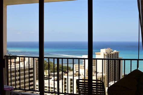Review Aston At The Waikiki Banyan 1 Bedroom Ocean View