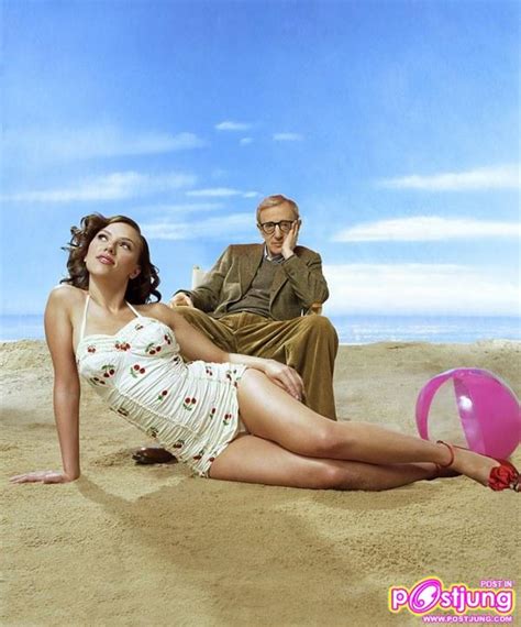 Scarlett Johansson Woody Allen Frolick At The Beach S Style