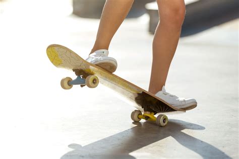 Learn These Fundamental Skateboarding Tricks