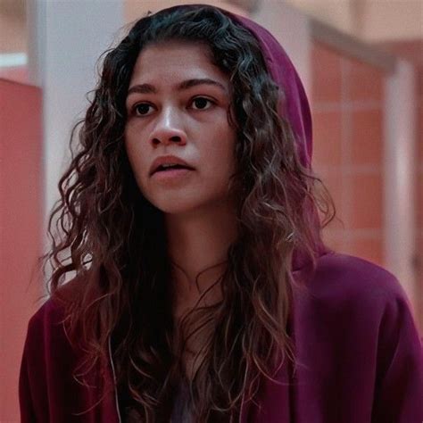 Icon Rue Bennett Curly Hair Styles Zendaya Coleman Euphoria