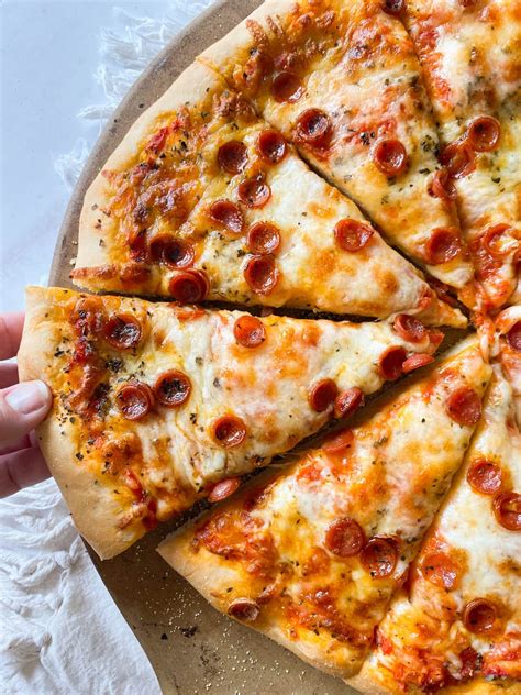 This Easy Pizza Crust Recipe Is The Quickest Way To Make Pizza Dough