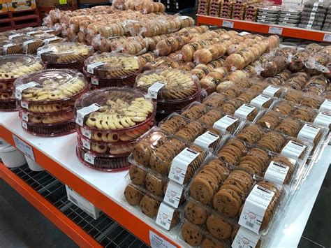 Addictedtocostco.com tangy, mouthwatering cranberry meatballs are constantly a favorite at christmas dinner and the recipe can easily scaled up for holiday parties. Costco Bakery Christmas Cookies - Cakes & Cookies | Costco ...