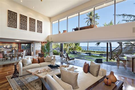 Extraordinary Hawaii Home Gracious Oceanfront Estate In Honolulu