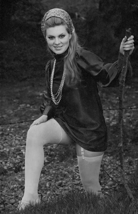 Linda Deane Spick Span And Beautiful Britons Pin Up Model From The 1960 S — Vintage Fetish
