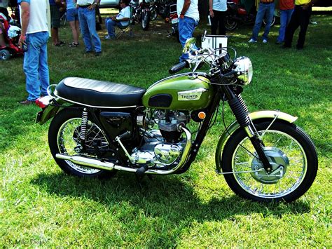 You may choose to change your cookie settings. Green Triumph Motorcycle | Old British Motorcycle Rally ...