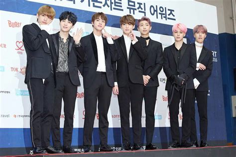 Bts At The 2017 Gaon Chart Music Awards Red Carpet 170222 Bts 방탄소년단